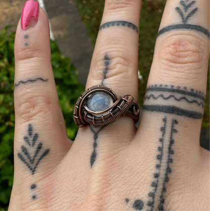 Moonstone Ring (us size 6)