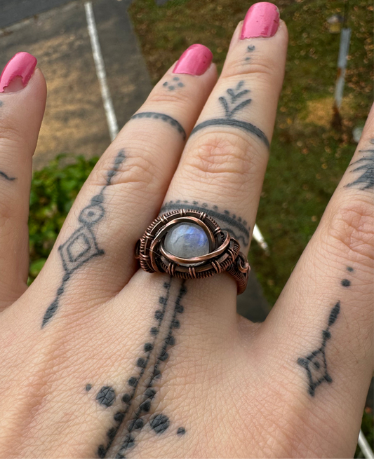 Moonstone Ring (us size 8.5)