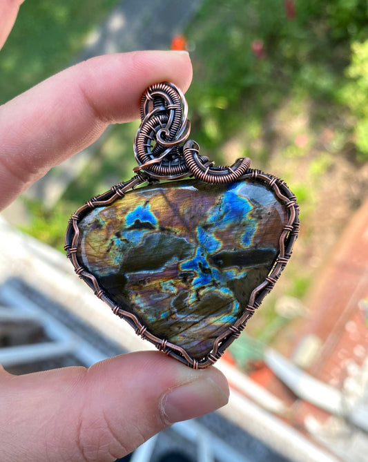 Multi-Fire Labradorite
