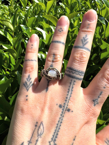 Moonstone Ring (us size 7)