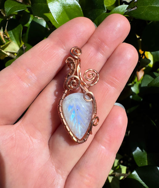 Moonstone Leaf